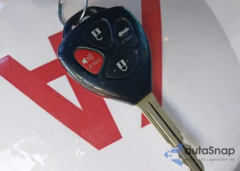 2009 Toyota Camry Le z USA, uszkodzony, nr VIN 4T1BE46K29U899679